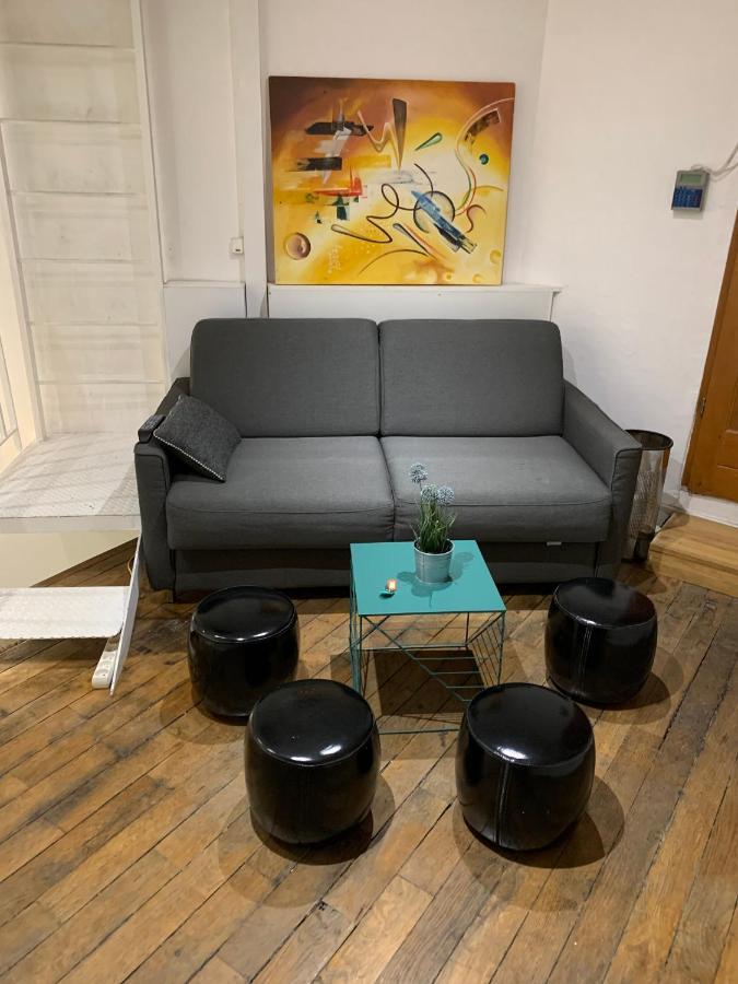 Triplex In Boulevard De Magenta By Guestready Lägenhet Paris Exteriör bild