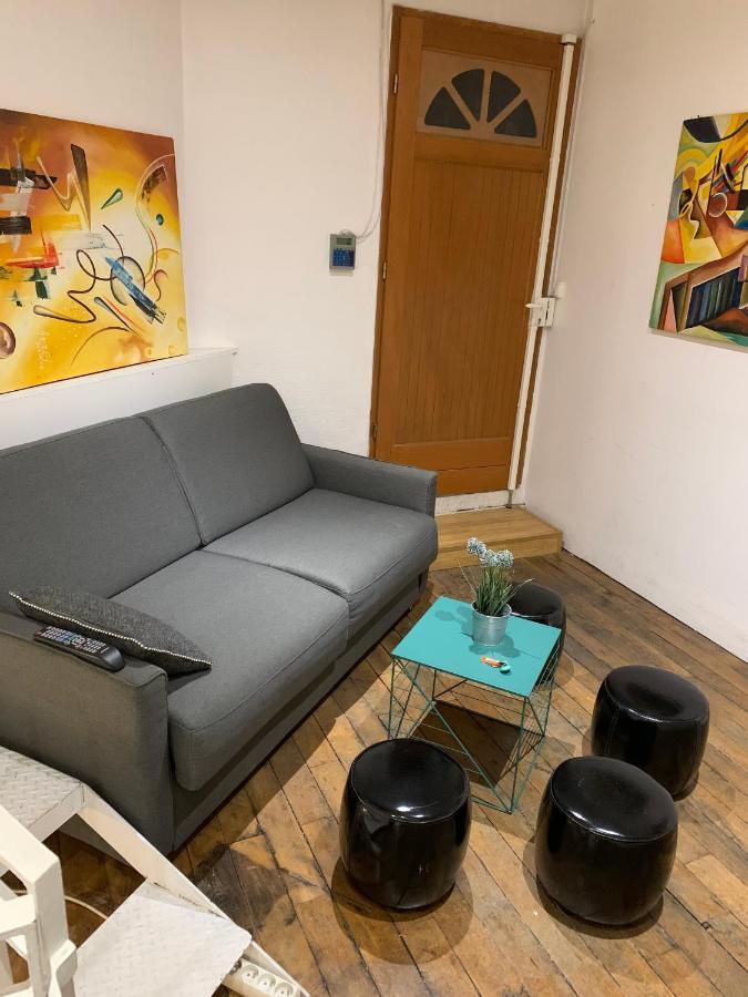 Triplex In Boulevard De Magenta By Guestready Lägenhet Paris Exteriör bild